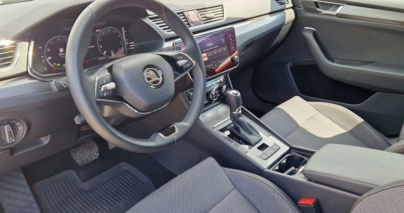 Skoda Superb cena 149900 przebieg: 65649, rok produkcji 2022 z Radymno małe 436